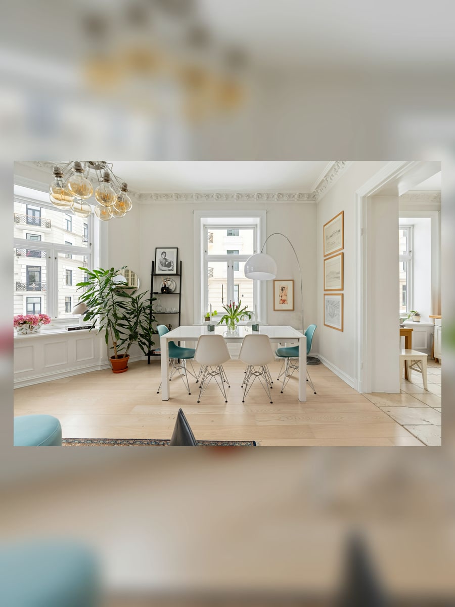 Dining room sample before AI room design generation