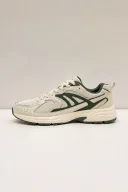 Unbranded running shoe source for AI product restyling